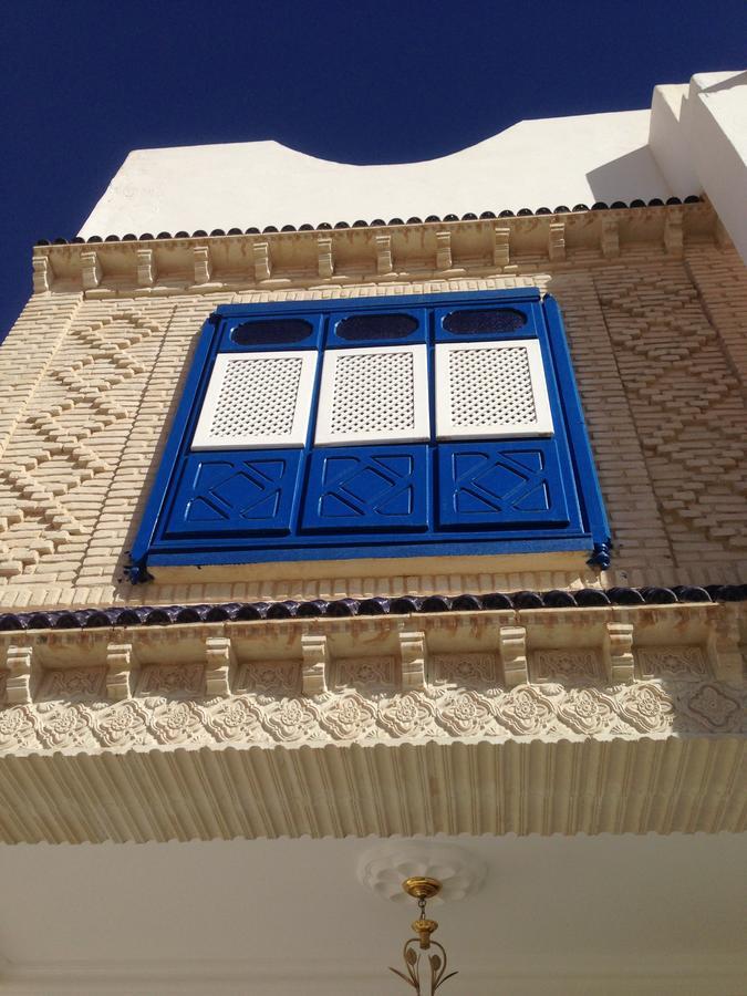 Dar Ezzahra Villa Tozeur Buitenkant foto