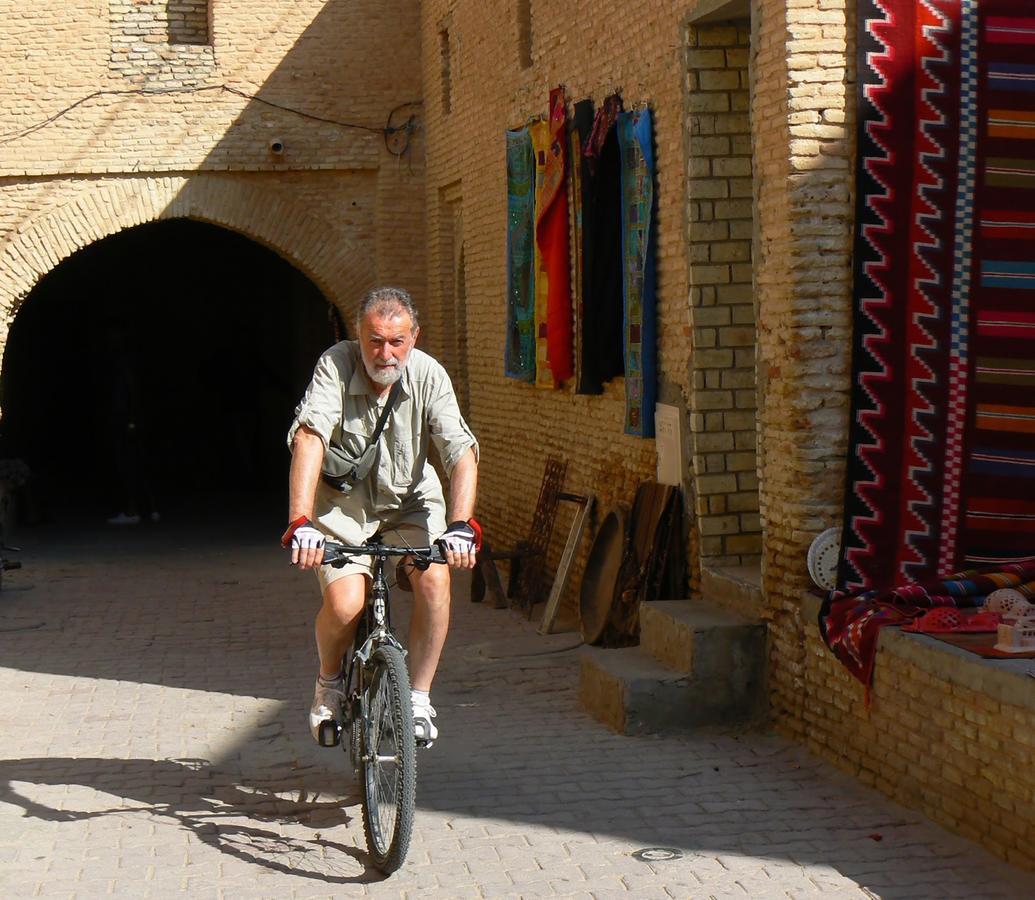 Dar Ezzahra Villa Tozeur Buitenkant foto