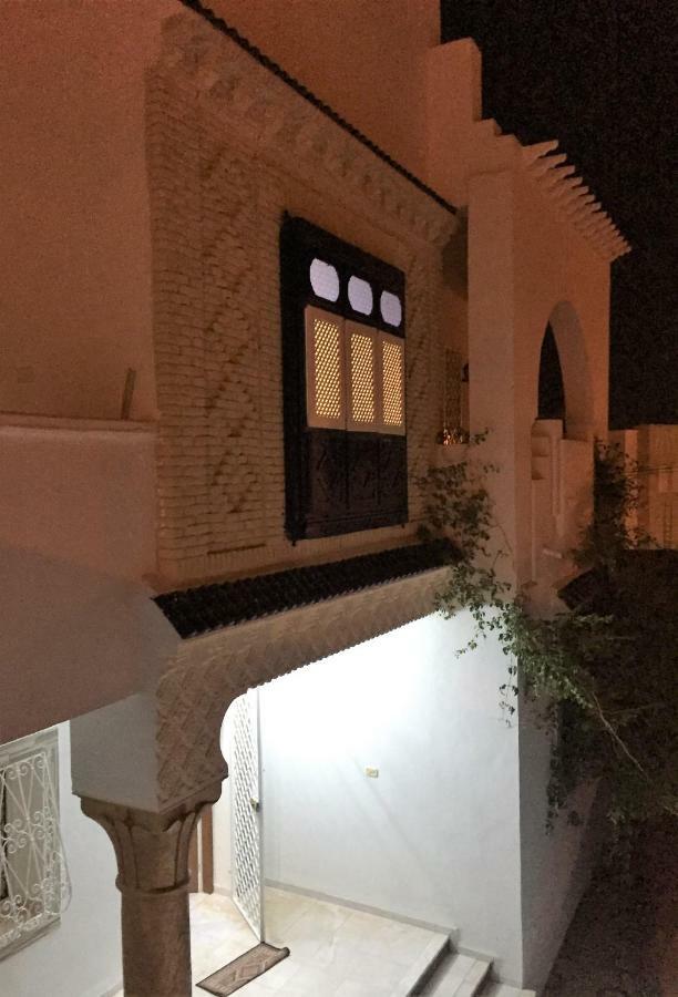 Dar Ezzahra Villa Tozeur Buitenkant foto